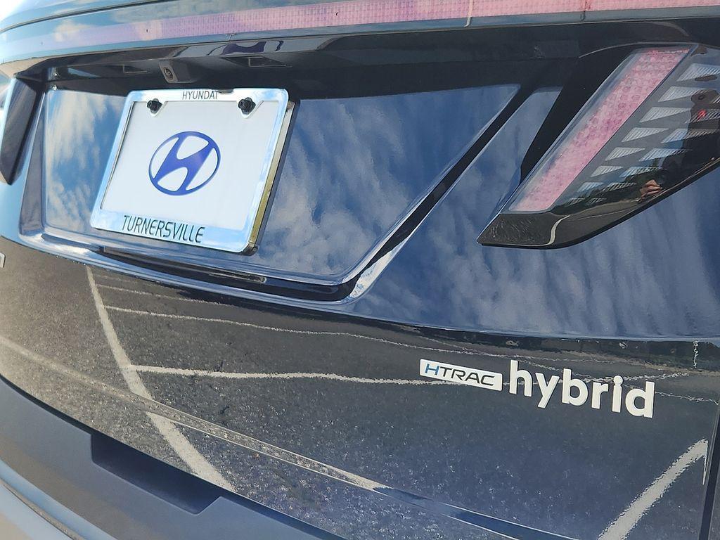 new 2025 Hyundai TUCSON Hybrid car, priced at $39,080