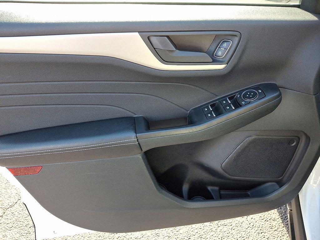 used 2022 Ford Escape car, priced at $22,084