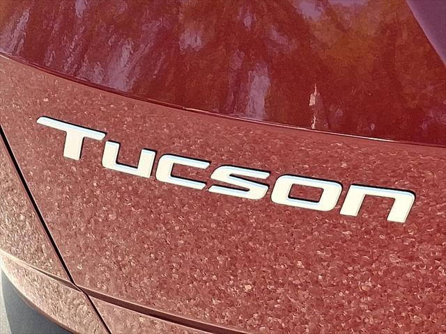 new 2025 Hyundai TUCSON Hybrid car, priced at $43,775