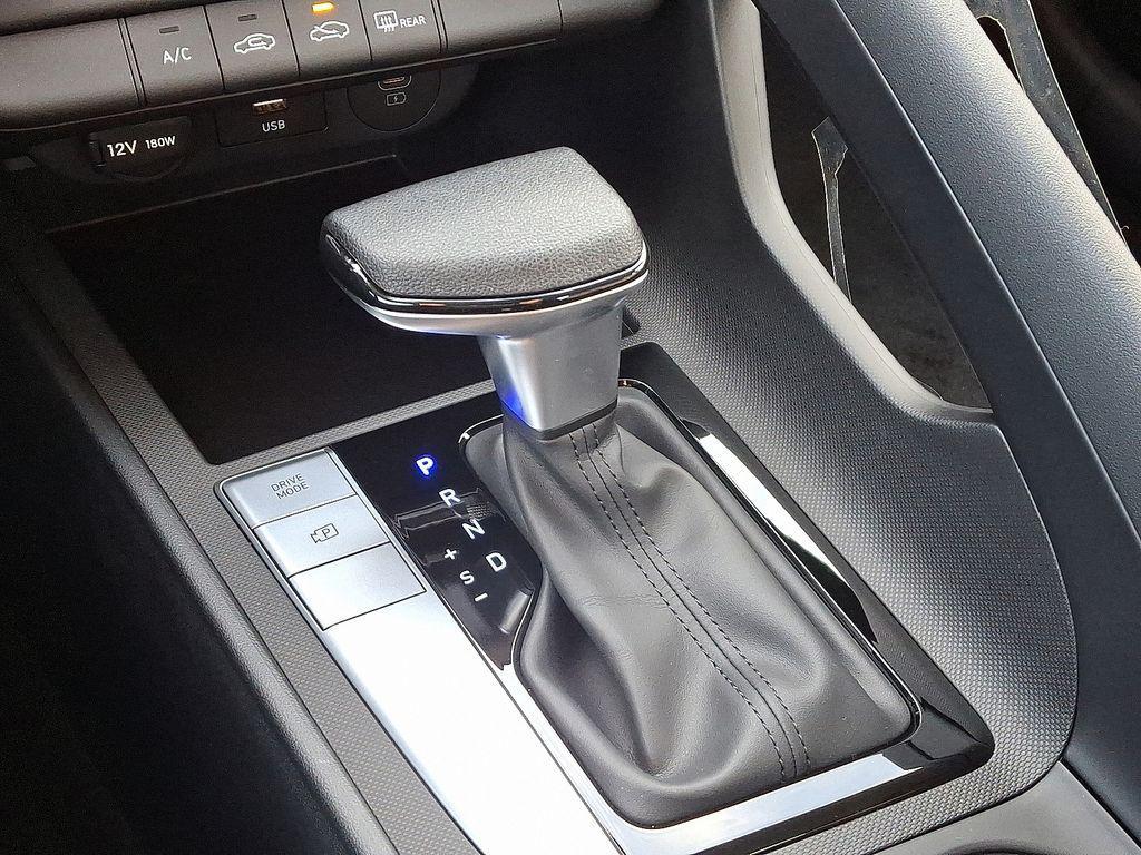 new 2025 Hyundai Elantra car, priced at $23,980
