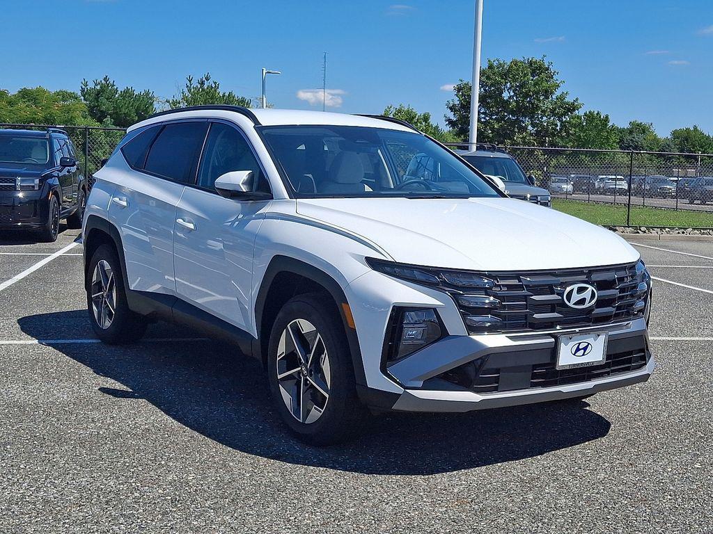 new 2025 Hyundai Tucson car, priced at $35,290