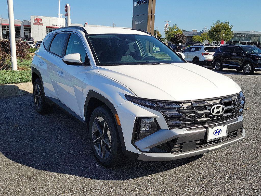new 2025 Hyundai Tucson car, priced at $35,290