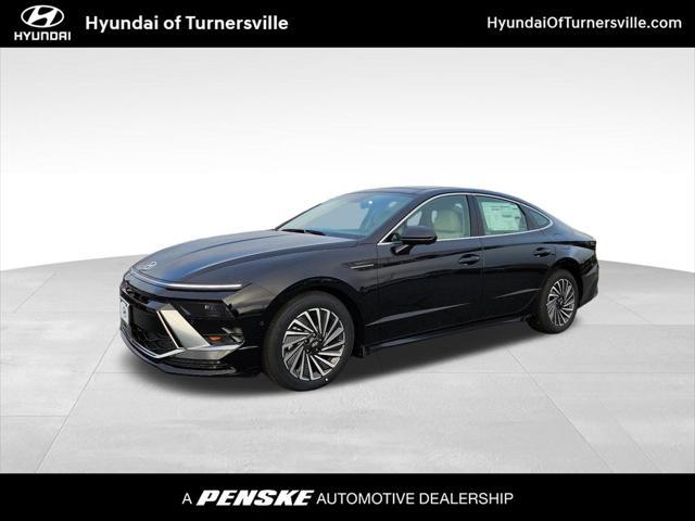 new 2025 Hyundai Sonata Hybrid car, priced at $39,160