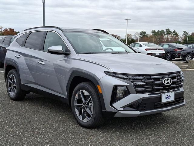 new 2025 Hyundai TUCSON Hybrid car, priced at $38,445