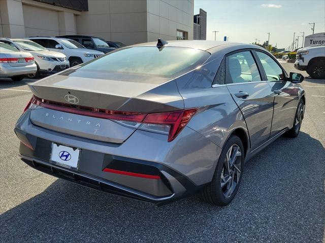 new 2025 Hyundai Elantra car, priced at $27,250