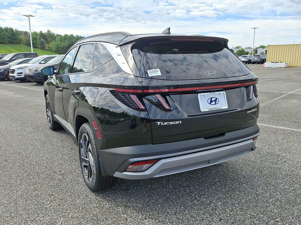 new 2025 Hyundai TUCSON Hybrid car, priced at $43,425