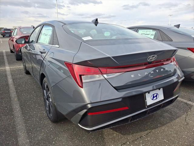 new 2025 Hyundai Elantra car, priced at $27,265