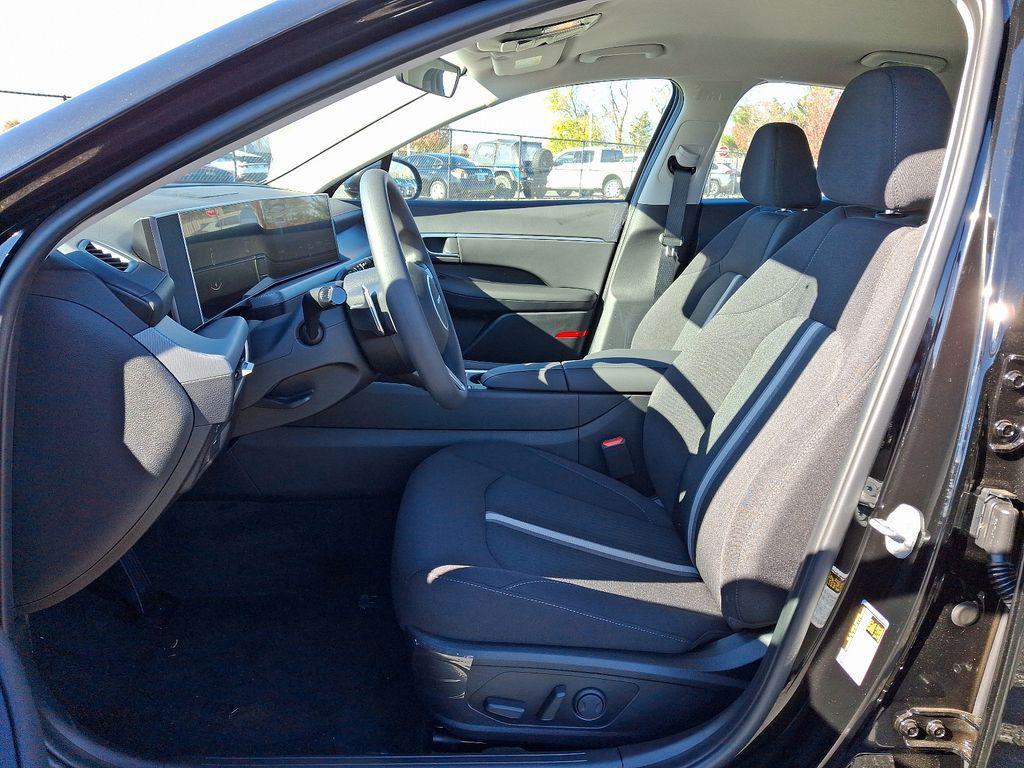 used 2025 Hyundai Sonata car, priced at $30,885