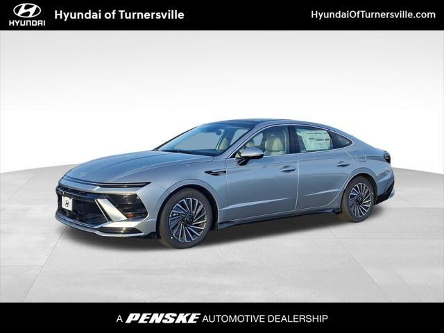 new 2025 Hyundai Sonata Hybrid car, priced at $39,105