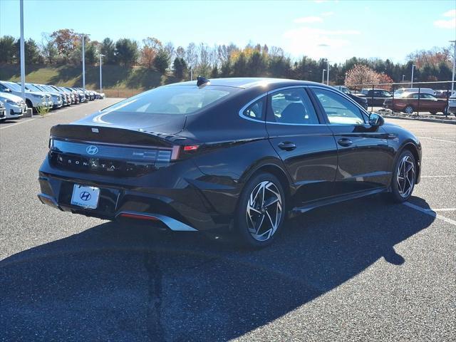 new 2025 Hyundai Sonata car, priced at $31,950