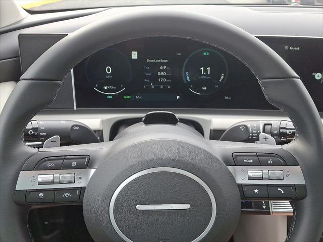 new 2025 Hyundai TUCSON Hybrid car, priced at $38,435