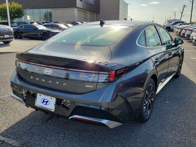 new 2025 Hyundai Sonata car, priced at $30,940