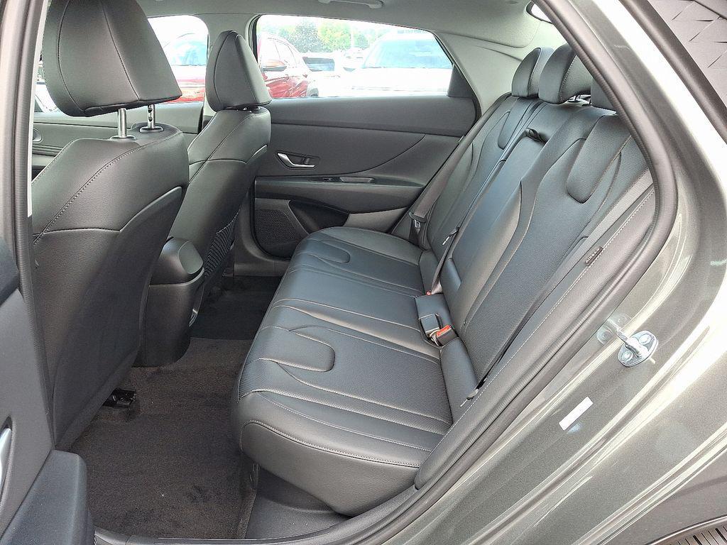 new 2025 Hyundai ELANTRA HEV car, priced at $31,630