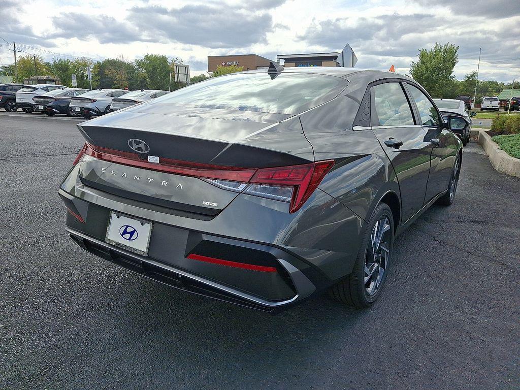 new 2025 Hyundai ELANTRA HEV car, priced at $31,630