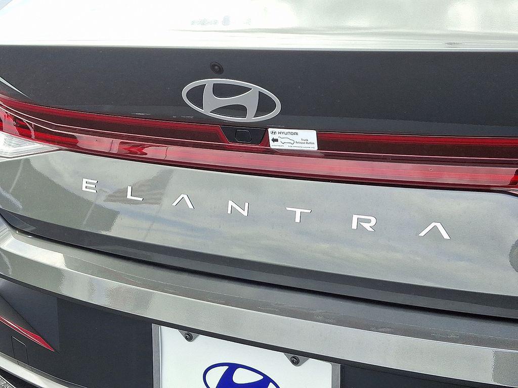new 2025 Hyundai ELANTRA HEV car, priced at $31,630