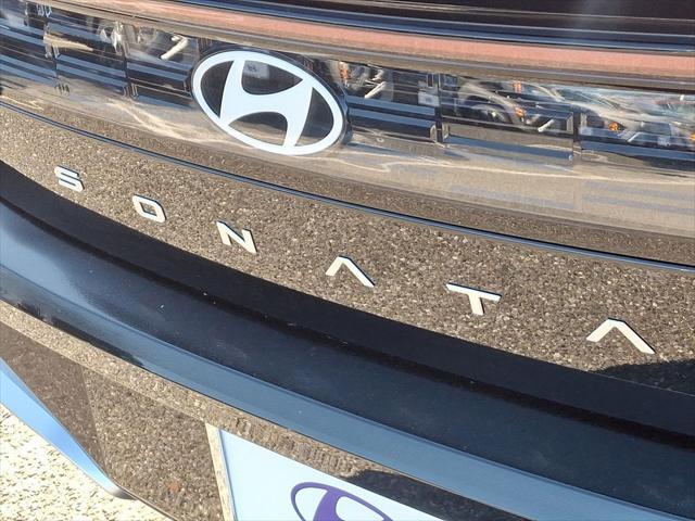 new 2025 Hyundai Sonata Hybrid car, priced at $33,055