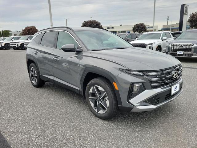 new 2025 Hyundai Tucson car, priced at $33,975