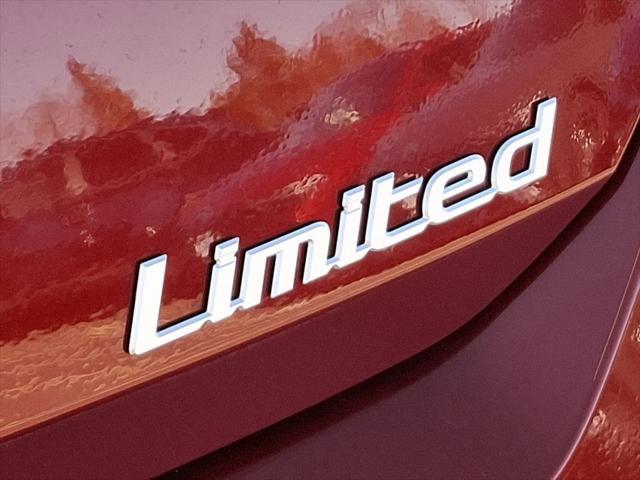 new 2025 Hyundai Elantra car, priced at $29,090