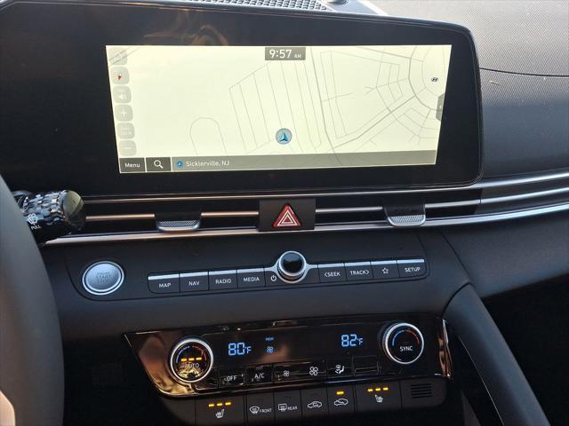 new 2025 Hyundai Elantra car, priced at $29,090