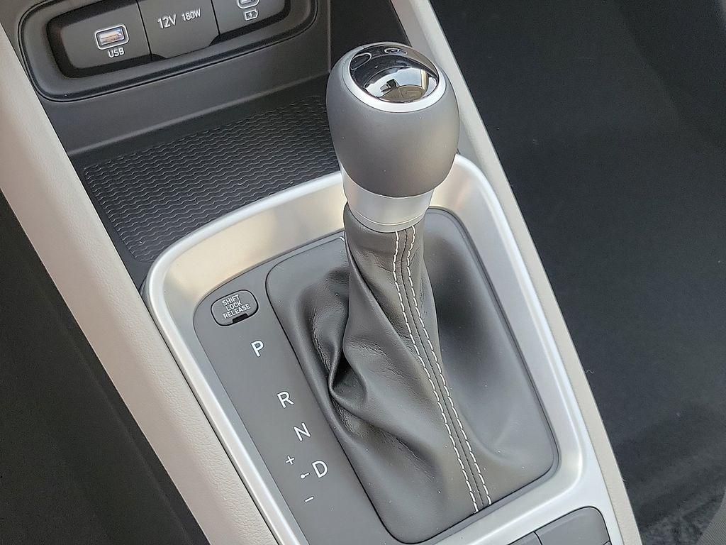 new 2025 Hyundai Venue car, priced at $24,385