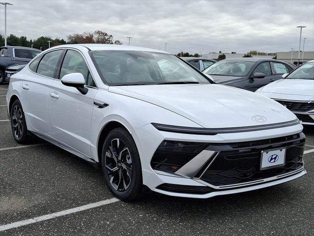 new 2025 Hyundai Sonata car, priced at $30,870