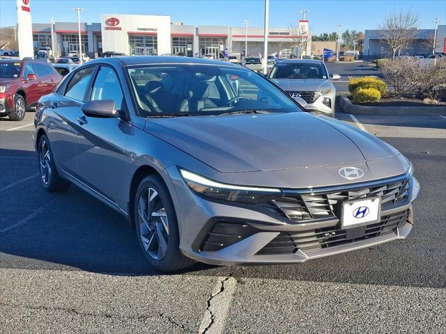 new 2025 Hyundai Elantra car, priced at $31,435