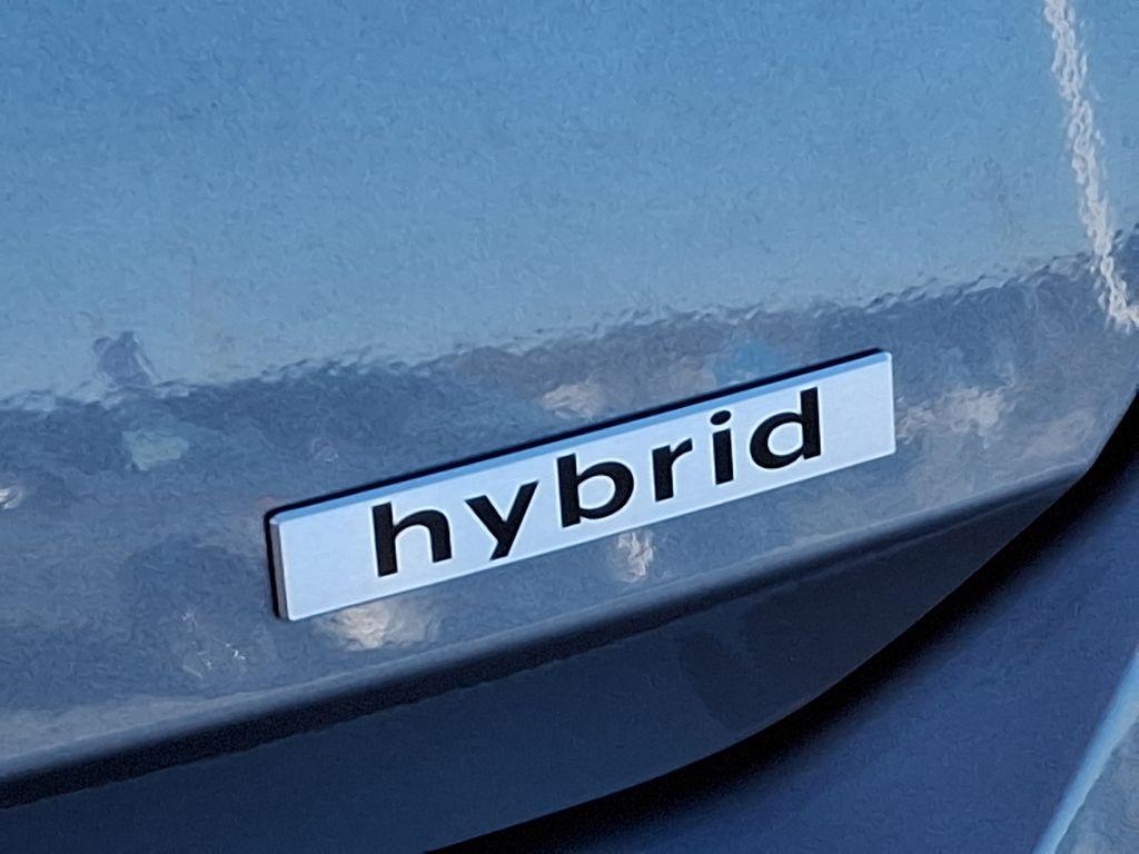 new 2025 Hyundai ELANTRA HEV car, priced at $31,435