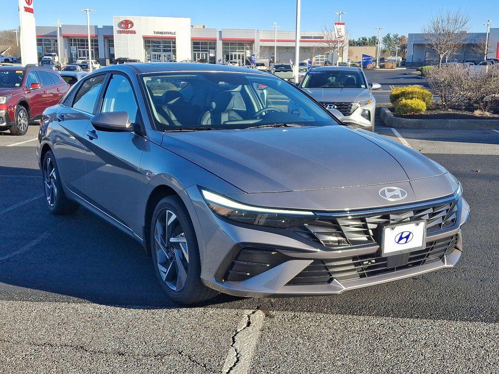 new 2025 Hyundai ELANTRA HEV car, priced at $31,435