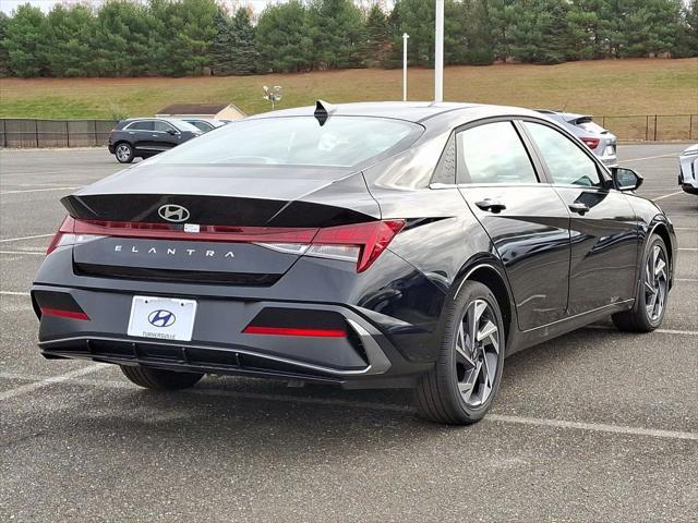 new 2025 Hyundai Elantra car, priced at $27,250