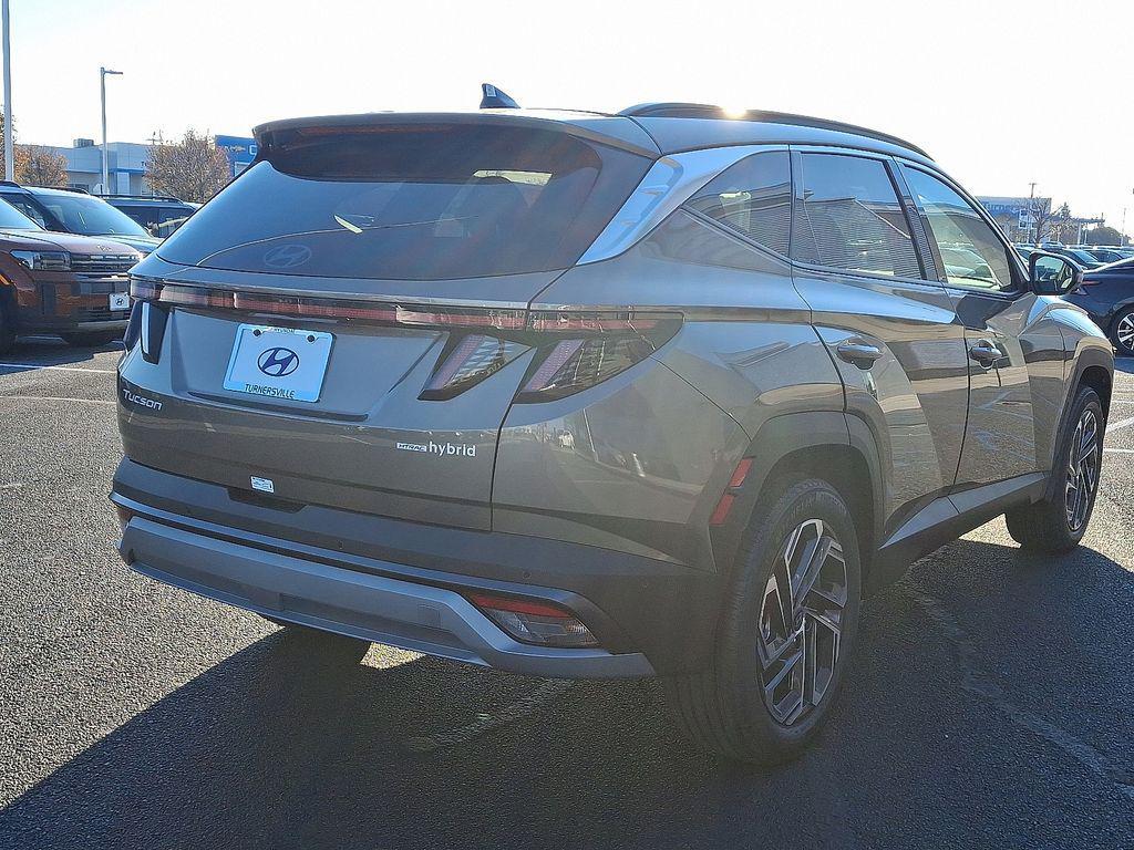 new 2025 Hyundai TUCSON Hybrid car, priced at $43,355