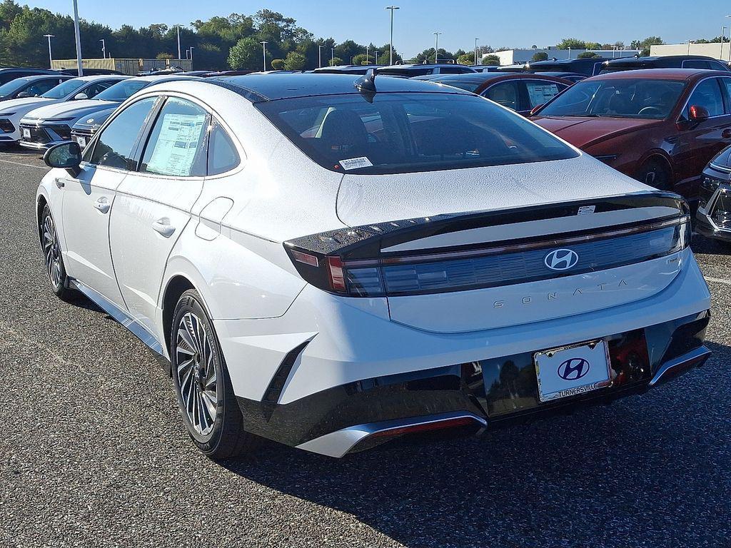 new 2026 Hyundai Sonata Hybrid car, priced at $34,550