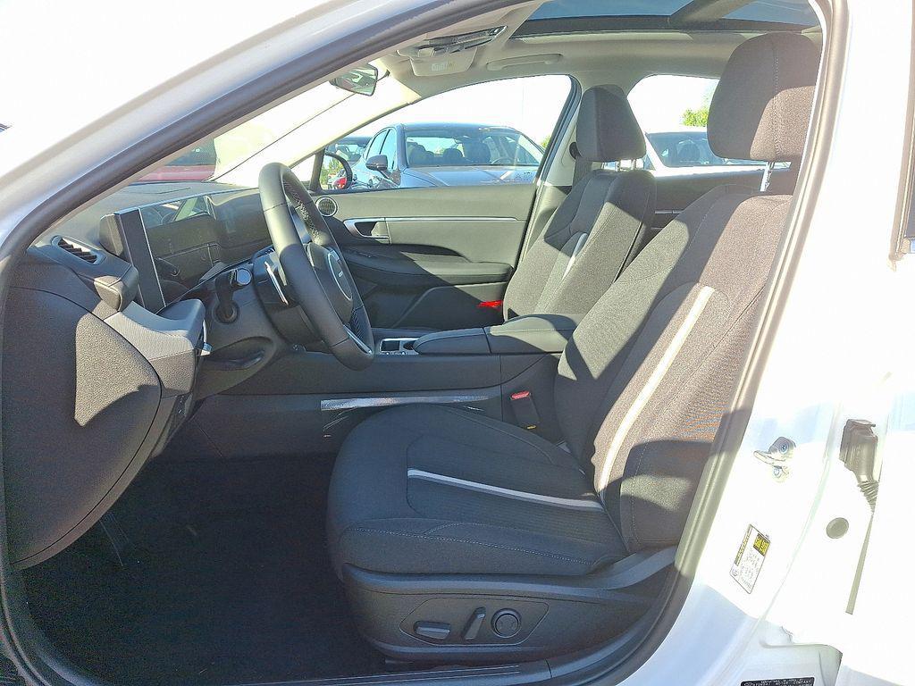 new 2026 Hyundai Sonata Hybrid car, priced at $34,550