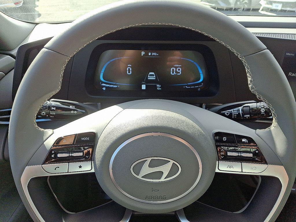 new 2025 Hyundai Elantra car, priced at $25,105