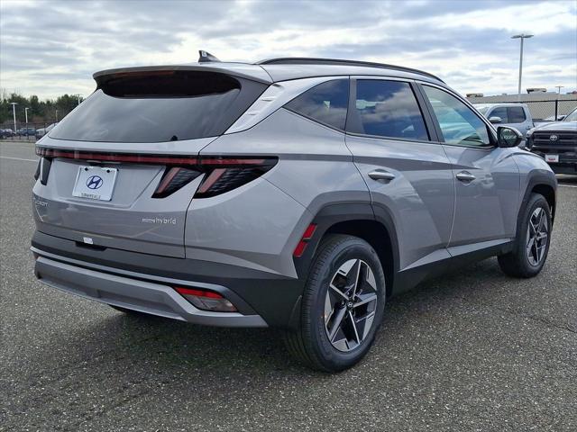 new 2025 Hyundai TUCSON Hybrid car, priced at $38,490