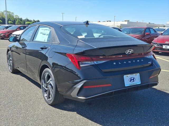 new 2025 Hyundai Elantra car, priced at $29,205