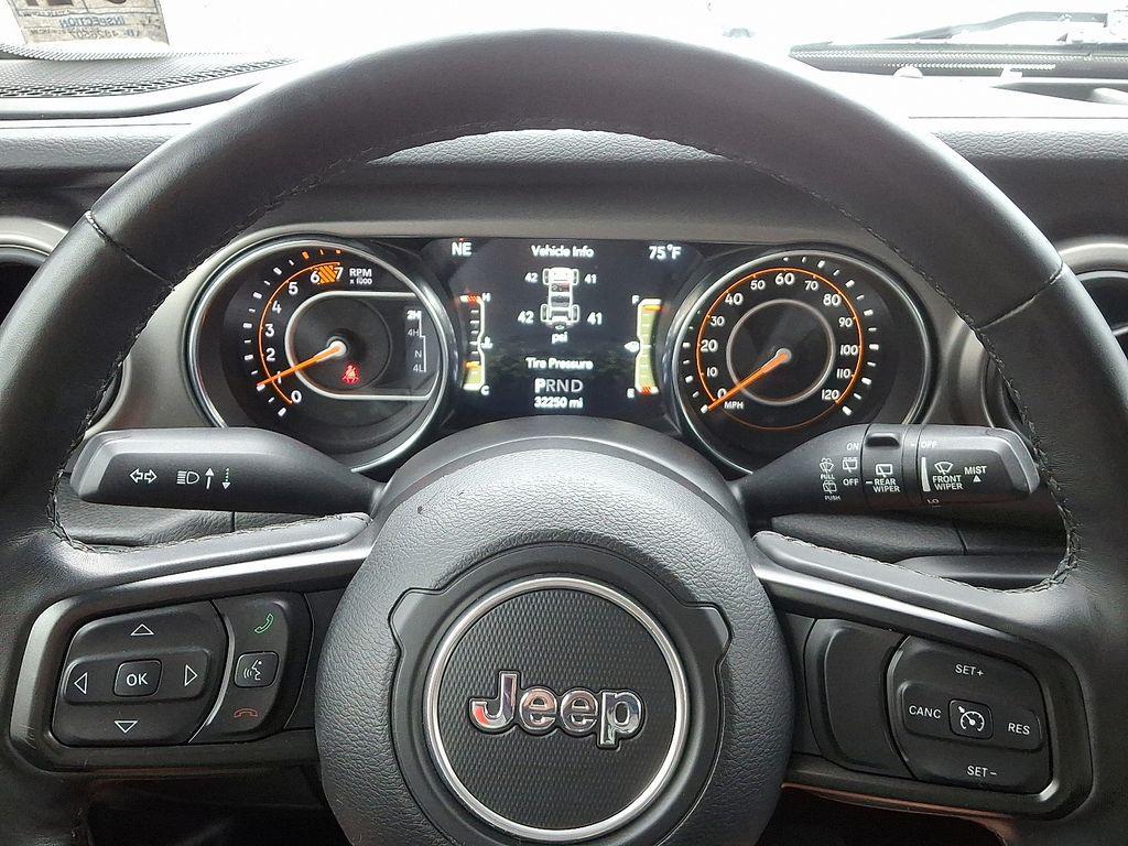used 2022 Jeep Wrangler Unlimited car, priced at $32,703