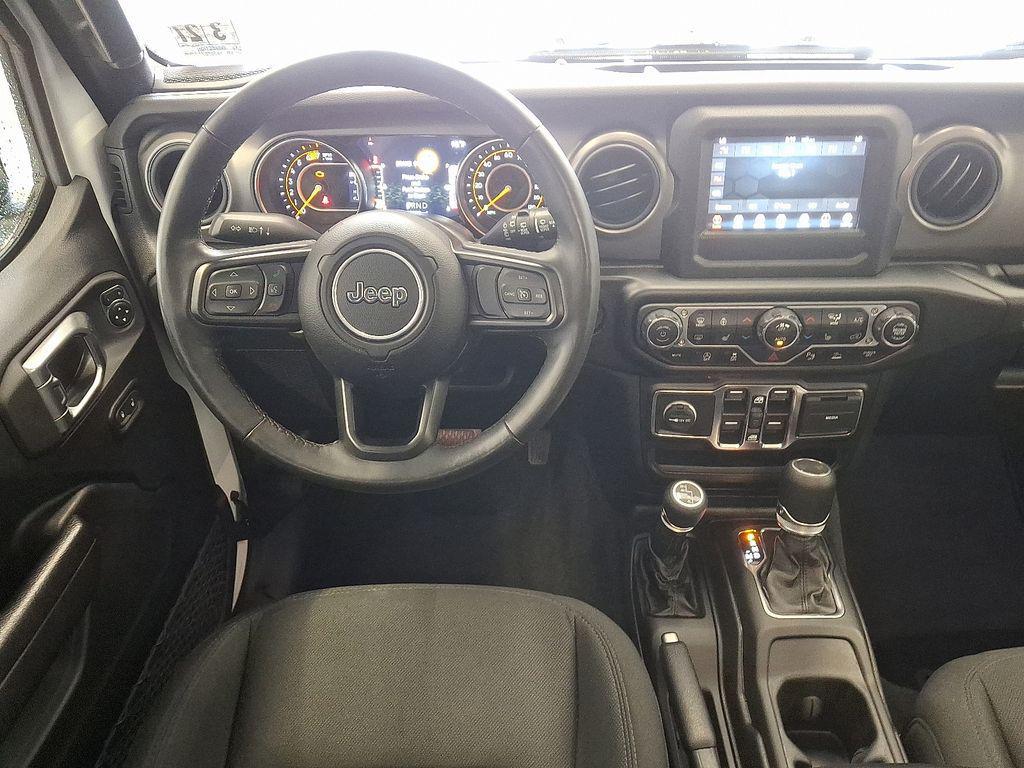 used 2022 Jeep Wrangler Unlimited car, priced at $32,703