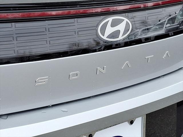 new 2025 Hyundai Sonata Hybrid car, priced at $39,470