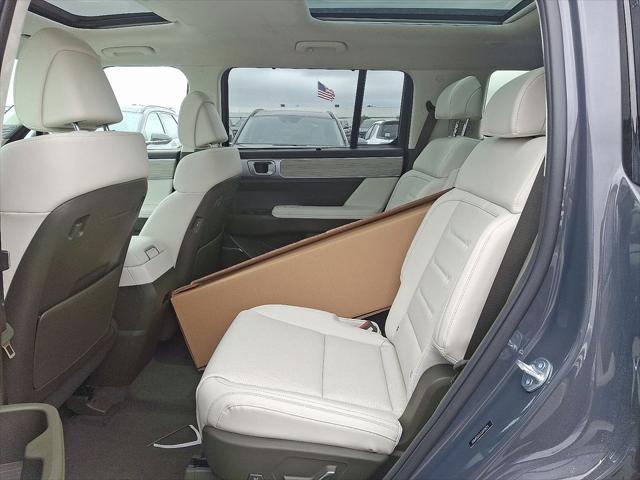 new 2025 Hyundai Santa Fe car, priced at $51,025