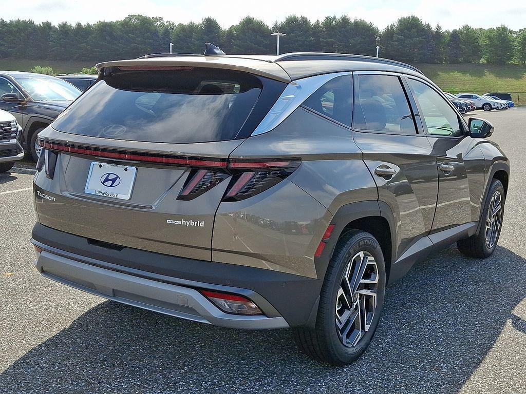 new 2025 Hyundai TUCSON Hybrid car, priced at $43,900
