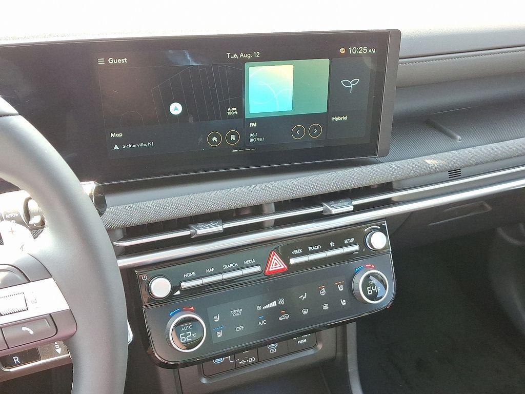new 2025 Hyundai TUCSON Hybrid car, priced at $43,900