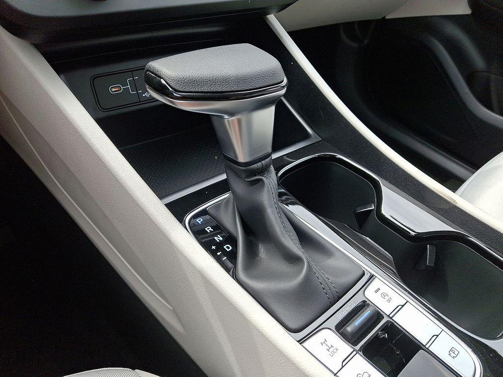 new 2025 Hyundai Tucson car, priced at $32,420