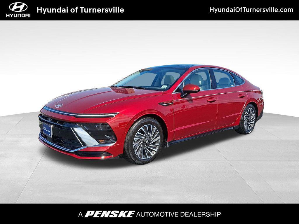 used 2024 Hyundai Sonata Hybrid car, priced at $32,284