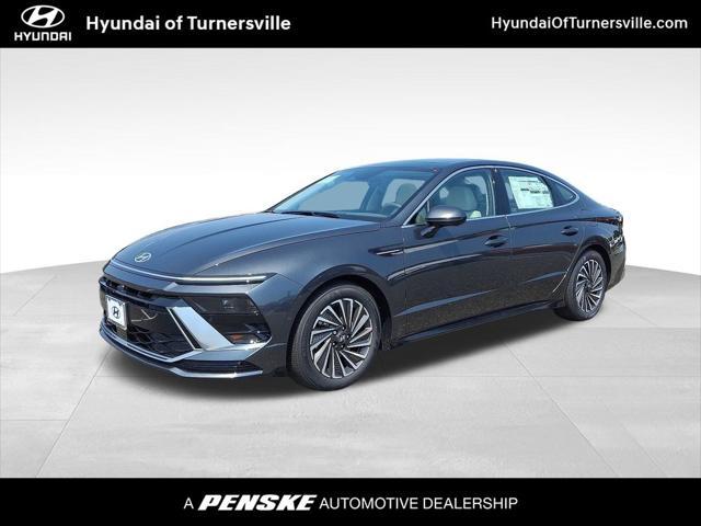 new 2025 Hyundai Sonata Hybrid car, priced at $39,570