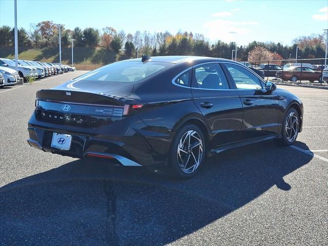 new 2025 Hyundai Sonata car, priced at $31,950