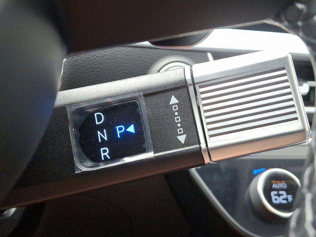 new 2025 Hyundai Sonata Hybrid car, priced at $39,295