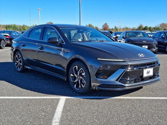 new 2025 Hyundai Sonata car, priced at $31,280