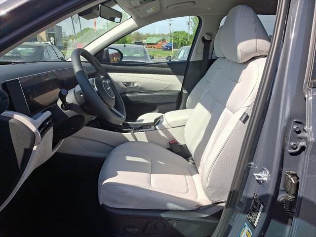 new 2025 Hyundai Tucson car, priced at $34,100