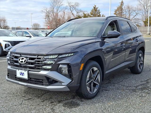 new 2025 Hyundai TUCSON Hybrid car, priced at $38,435