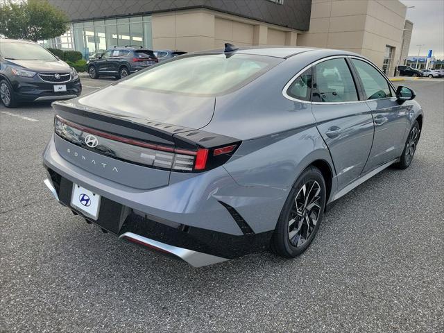 new 2025 Hyundai Sonata car, priced at $29,635